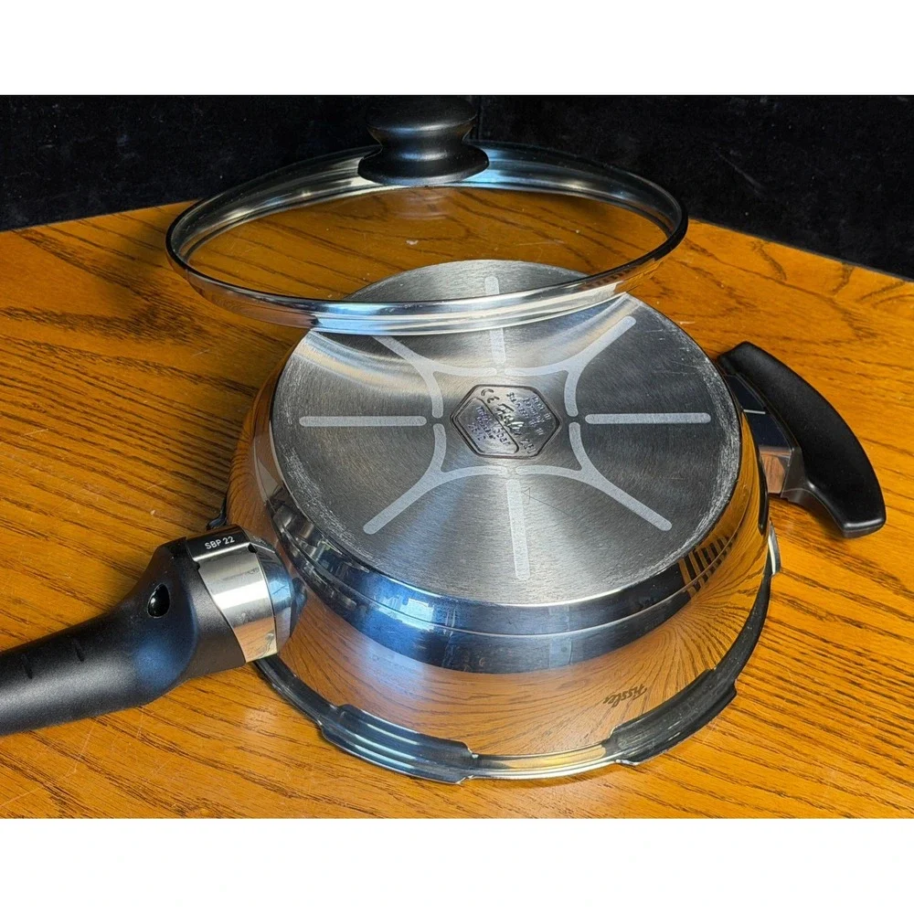 Fissler CookStar 2.5L Skillet Pan: 18-10 Stainless Steel, Germany, Glass Lid